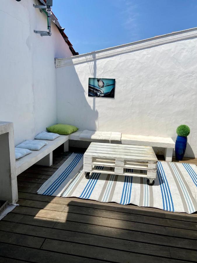 אנגלה Agreable Maison De Ville Avec Une Belle Terrasse מראה חיצוני תמונה