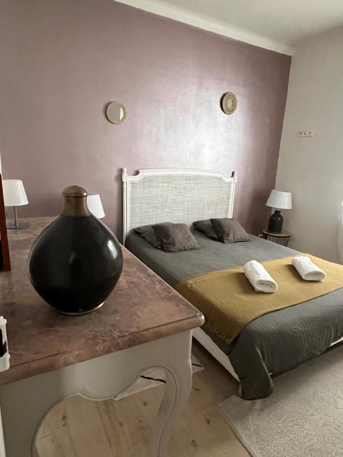 אנגלה Agreable Maison De Ville Avec Une Belle Terrasse מראה חיצוני תמונה